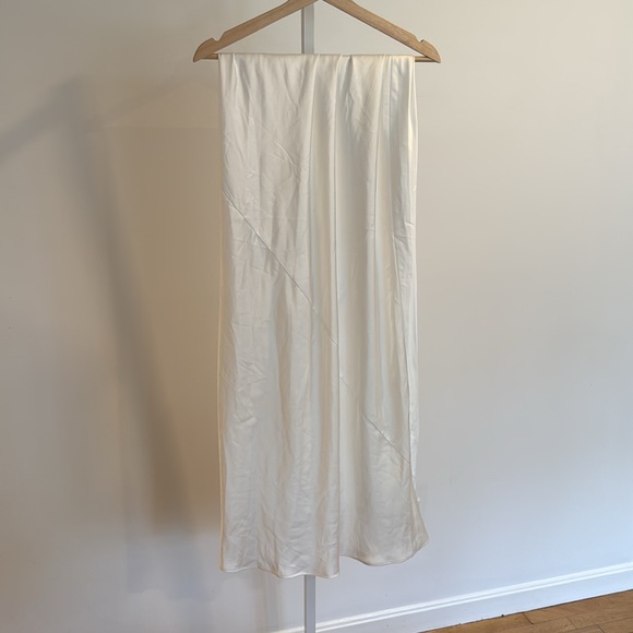 Show Me Your Mumu Taylor Tube Maxi Dress Ivory Luxe Satin Size S NWT - Picture 8 of 11